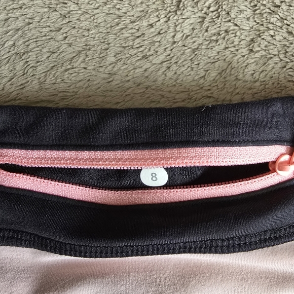 Lululemon Groovy Run Short Gros Gingham Dune/Bleached Coral/Black size 8 - Picture 13 of 13